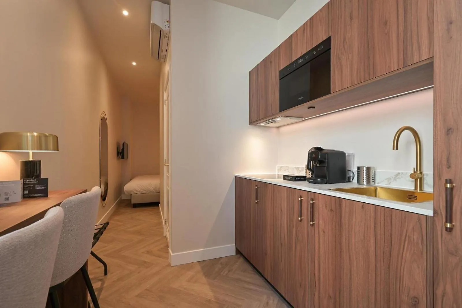 Novallure Downtown - Short Stay Apartments 海牙 酒店