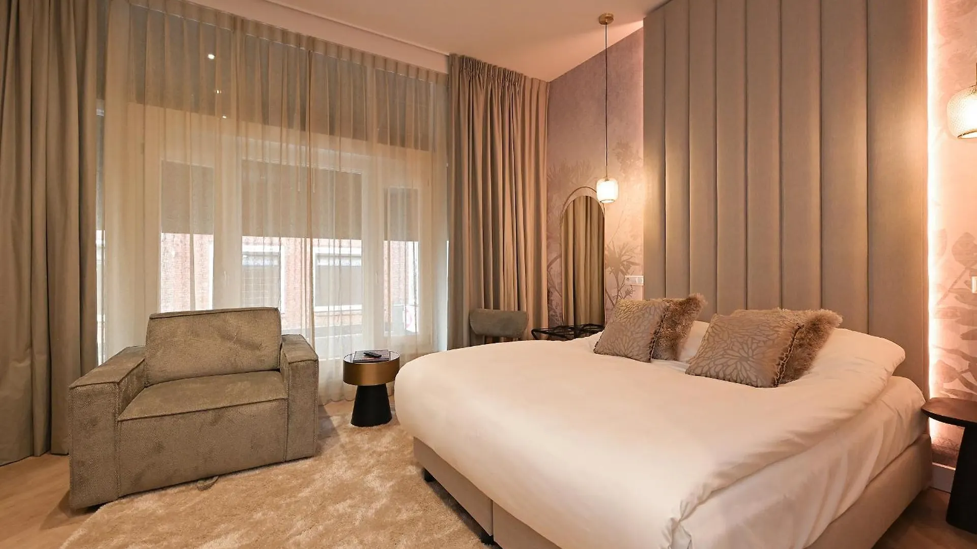 Novallure Downtown - Short Stay Apartments 海牙