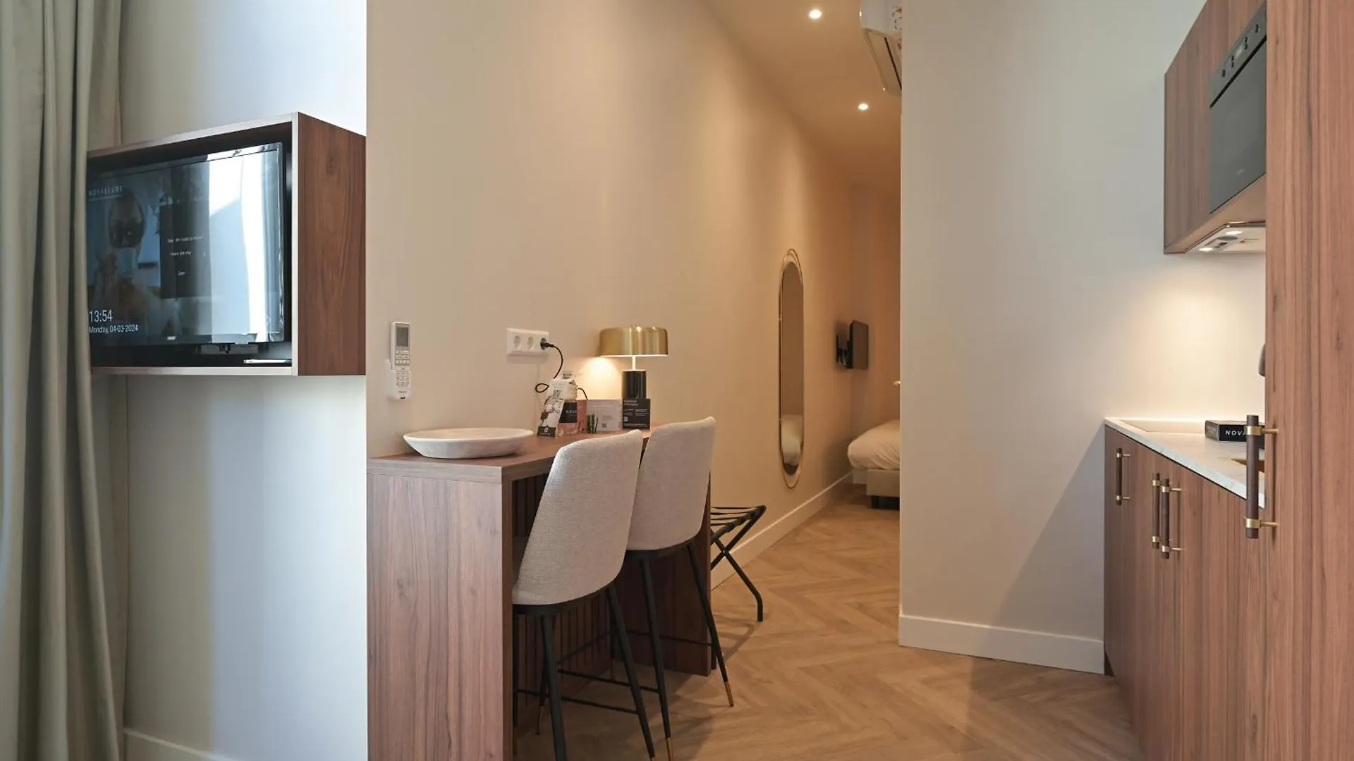 Novallure Downtown - Short Stay Apartments 海牙 0*,  荷兰