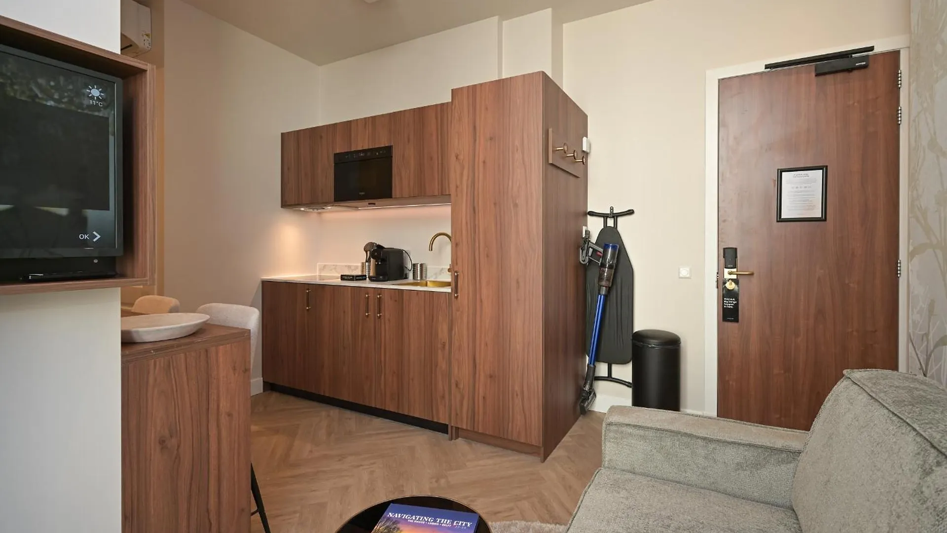Novallure Downtown - Short Stay Apartments 海牙